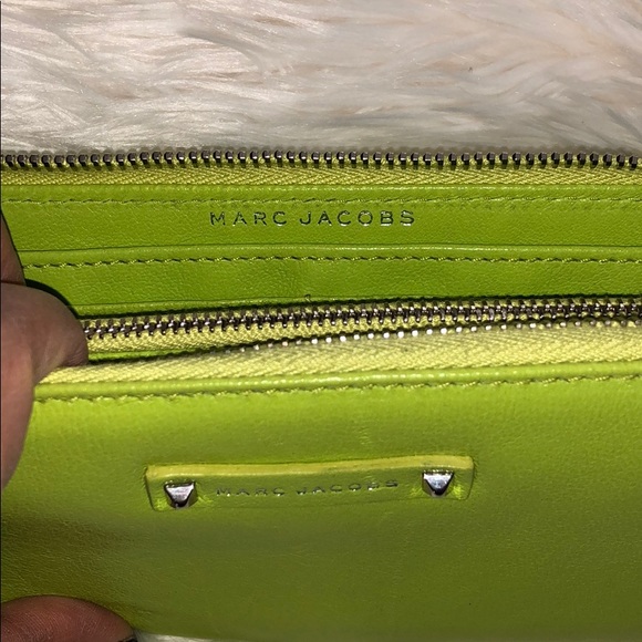 Marc Jacobs Full Size Wallet 💚 - Picture 7 of 8
